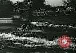 Standbild Kanu regatta Prag Tschechoslowakei, 1943, aus Sekunde 23 historischem Filmmaterial Videoclip 65675020607