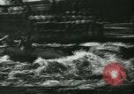 Standbild Kanu regatta Prag Tschechoslowakei, 1943, aus Sekunde 24 historischem Filmmaterial Videoclip 65675020607