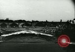 Standbild Kanu regatta Prag Tschechoslowakei, 1943, aus Sekunde 28 historischem Filmmaterial Videoclip 65675020607