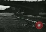 Standbild Kanu regatta Prag Tschechoslowakei, 1943, aus Sekunde 33 historischem Filmmaterial Videoclip 65675020607