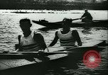 Standbild Kanu regatta Prag Tschechoslowakei, 1943, aus Sekunde 41 historischem Filmmaterial Videoclip 65675020607