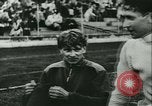 Standbild Track Meet Berlin Deutschland, 1943, aus Sekunde 5 historischem Filmmaterial Videoclip 65675020608