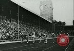 Standbild Track Meet Berlin Deutschland, 1943, aus Sekunde 9 historischem Filmmaterial Videoclip 65675020608
