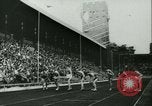 Standbild Track Meet Berlin Deutschland, 1943, aus Sekunde 10 historischem Filmmaterial Videoclip 65675020608