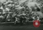 Standbild Track Meet Berlin Deutschland, 1943, aus Sekunde 30 historischem Filmmaterial Videoclip 65675020608