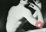 Immagine di Mostra d'arte Zurich Svizzera, 1944, secondo 20 filmato di repertorio 65675020614