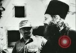 Standbild Deutsche offiziere Besuchen Sie Kloster auf dem Berg Athos Griechenland, 1944, aus Sekunde 33 historischem Filmmaterial Videoclip 65675020617
