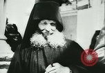 Standbild Deutsche offiziere Besuchen Sie Kloster auf dem Berg Athos Griechenland, 1944, aus Sekunde 35 historischem Filmmaterial Videoclip 65675020617