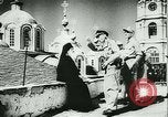Standbild Deutsche offiziere Besuchen Sie Kloster auf dem Berg Athos Griechenland, 1944, aus Sekunde 48 historischem Filmmaterial Videoclip 65675020617