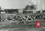 Immagine di German air raid Stalingrad Russia Unione Sovietica, 1943, secondo 21 filmato di repertorio 65675020621