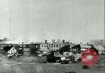 Immagine di German air raid Stalingrad Russia Unione Sovietica, 1943, secondo 47 filmato di repertorio 65675020621