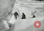 Standbild German Mountain Truppen Elbrus Kaukasus, 1943, aus Sekunde 11 historischem Filmmaterial Videoclip 65675020623
