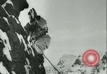 Standbild German Mountain Truppen Elbrus Kaukasus, 1943, aus Sekunde 22 historischem Filmmaterial Videoclip 65675020623