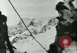 Standbild German Mountain Truppen Elbrus Kaukasus, 1943, aus Sekunde 32 historischem Filmmaterial Videoclip 65675020623