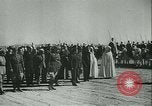 Image L'amiral Darlan Vichy visites des dirigeants arabes désert du Sahara en Afrique, 1942, de la seconde 42 séquences d'archives historiques vidéo 65675020627