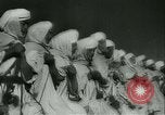 Image L'amiral Darlan Vichy visites des dirigeants arabes désert du Sahara en Afrique, 1942, de la seconde 52 séquences d'archives historiques vidéo 65675020627