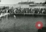 Standbild Schwimmen erfüllen Helsingor Dänemark, 1942, aus Sekunde 52 historischem Filmmaterial Videoclip 65675020631