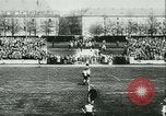 Immagine di Partita di calcio Monaco di Baviera Germania, 1944, secondo 4 filmato di repertorio 65675020638