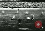 Immagine di Partita di calcio Monaco di Baviera Germania, 1944, secondo 10 filmato di repertorio 65675020638
