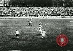 Immagine di Partita di calcio Monaco di Baviera Germania, 1944, secondo 12 filmato di repertorio 65675020638