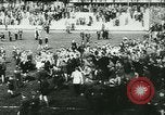 Immagine di Partita di calcio Monaco di Baviera Germania, 1944, secondo 16 filmato di repertorio 65675020638