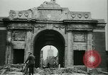 Immagine di Adolf Hitler truppe visite Ypres Belgio, 1940, secondo 18 filmato di repertorio 65675020642