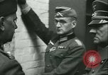 Immagine di Adolf Hitler truppe visite Ypres Belgio, 1940, secondo 31 filmato di repertorio 65675020642