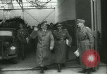 Immagine di Adolf Hitler truppe visite Ypres Belgio, 1940, secondo 34 filmato di repertorio 65675020642