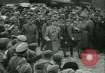 Immagine di Adolf Hitler truppe visite Ypres Belgio, 1940, secondo 38 filmato di repertorio 65675020642