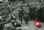 Immagine di Adolf Hitler truppe visite Ypres Belgio, 1940, secondo 39 filmato di repertorio 65675020642