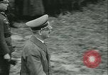 Immagine di Adolf Hitler truppe visite Ypres Belgio, 1940, secondo 48 filmato di repertorio 65675020642