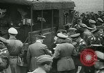 Immagine di Adolf Hitler truppe visite Ypres Belgio, 1940, secondo 56 filmato di repertorio 65675020642