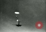 Standbild Deutsche Truppen marschieren in Norwegen Narvik Norwegen, 1940, aus Sekunde 3 historischem Filmmaterial Videoclip 65675020643