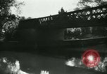 Standbild Deutsche Truppen marschieren in Merville Frankreich Merville Frankreich, 1940, aus Sekunde 21 historischem Filmmaterial Videoclip 65675020644