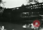 Standbild Deutsche Truppen marschieren in Merville Frankreich Merville Frankreich, 1940, aus Sekunde 22 historischem Filmmaterial Videoclip 65675020644