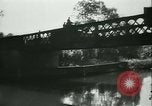 Standbild Deutsche Truppen marschieren in Merville Frankreich Merville Frankreich, 1940, aus Sekunde 23 historischem Filmmaterial Videoclip 65675020644