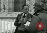 Standbild Befreit Deutsche Geiseln Ende Zweiten Weltkrieg Italien, 1945, aus Sekunde 8 historischem Filmmaterial Videoclip 65675020646