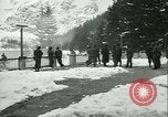 Standbild Befreit Deutsche Geiseln Ende Zweiten Weltkrieg Italien, 1945, aus Sekunde 19 historischem Filmmaterial Videoclip 65675020646