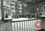 Standbild Befreit Deutsche Geiseln Ende Zweiten Weltkrieg Italien, 1945, aus Sekunde 29 historischem Filmmaterial Videoclip 65675020646