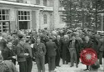 Standbild Befreit Deutsche Geiseln Ende Zweiten Weltkrieg Italien, 1945, aus Sekunde 34 historischem Filmmaterial Videoclip 65675020646