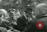 Standbild Befreit Deutsche Geiseln Ende Zweiten Weltkrieg Italien, 1945, aus Sekunde 37 historischem Filmmaterial Videoclip 65675020646