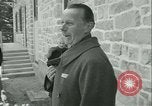 Standbild Befreit Deutsche Geiseln Ende Zweiten Weltkrieg Italien, 1945, aus Sekunde 50 historischem Filmmaterial Videoclip 65675020646