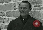 Standbild Befreit Deutsche Geiseln Ende Zweiten Weltkrieg Italien, 1945, aus Sekunde 59 historischem Filmmaterial Videoclip 65675020646