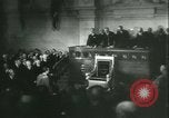 Standbild Prince Charles Brüssel Belgien, 1944, aus Sekunde 6 historischem Filmmaterial Videoclip 65675020654