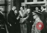 Standbild Prince Charles Brüssel Belgien, 1944, aus Sekunde 20 historischem Filmmaterial Videoclip 65675020654