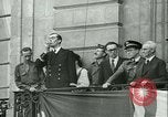 Immagine di Cerimonia di liberazione Rennes Francia, 1945, secondo 5 filmato di repertorio 65675020664