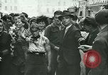 Immagine di Cerimonia di liberazione Rennes Francia, 1945, secondo 10 filmato di repertorio 65675020664