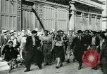 Immagine di Cerimonia di liberazione Rennes Francia, 1945, secondo 14 filmato di repertorio 65675020664