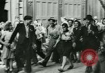 Immagine di Cerimonia di liberazione Rennes Francia, 1945, secondo 17 filmato di repertorio 65675020664