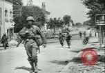 Immagine di Stati Uniti truppe Francia, 1945, secondo 48 filmato di repertorio 65675020667